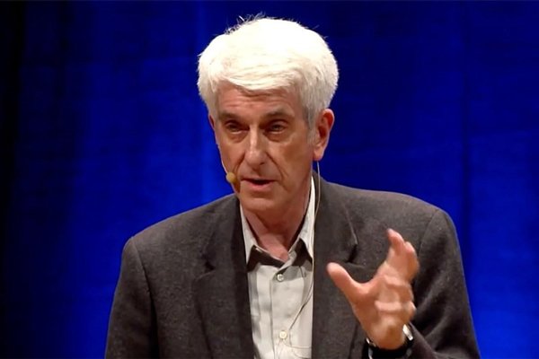 Dr Jacques Vallée 