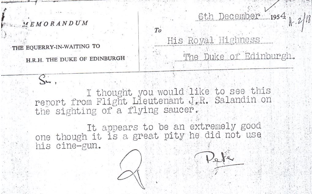 A confidential memo from Peter Horsley to Prince Philip in 1954 reporting on his inquiries into a UFO sighting by a RAF fighter pilot, James Salandin (Copyright Dr David Clarke)